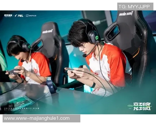 S15LOL比分对话刘秀英畅谈和平精英职业生涯与成长历程